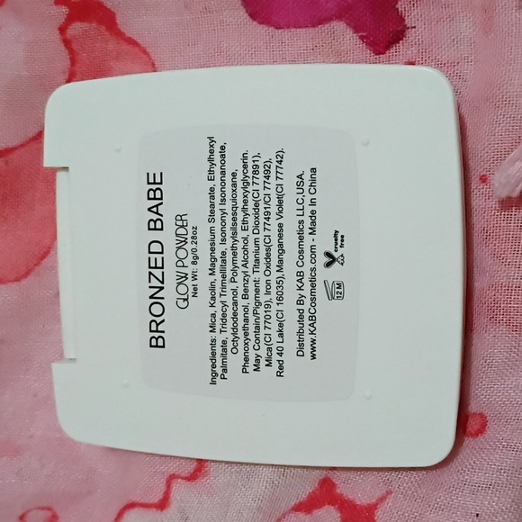 KAB COSMETICS BRONZED BABE GLOW POWDER - Picture 4 of 5